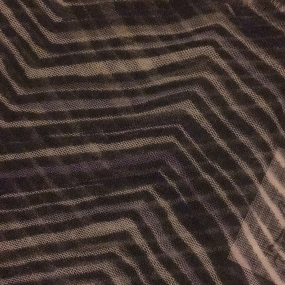 Thirty one zig zag zoom Avenue scarf new - Picture 3 of 3